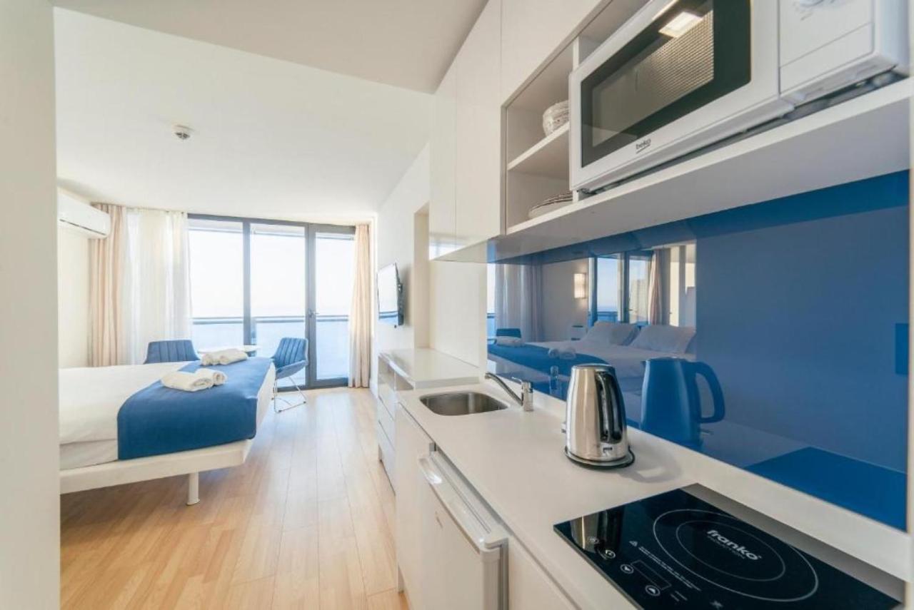 Luxury Sea View Apartments In Orbi City Batumi Exterior photo